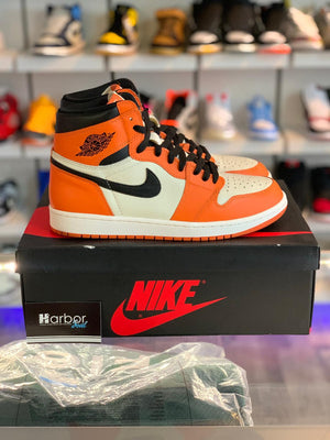 
                  
                    Load image into Gallery viewer, Jordan 1 Reverse Shattered Backboard 10M Preowned
                  
                