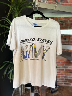 
                  
                    Load image into Gallery viewer, Vintage Early 90’s Single Stitch USA Navy Tee Sz L
                  
                