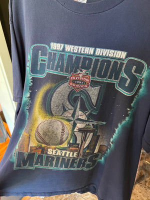 
                  
                    Load image into Gallery viewer, Vintage 1997 Starter Seattle Mariners Western Division Champions Tee Sz L
                  
                