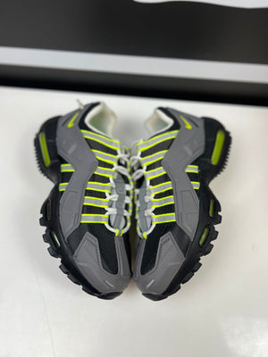 
                  
                    Load image into Gallery viewer, (P.O) Nike NDSTRKT Air Max 95 Neon Sz 8M
                  
                