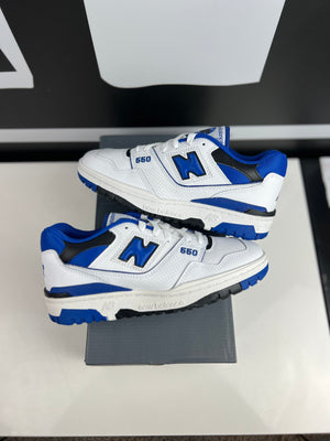 
                  
                    Load image into Gallery viewer, (DS) New Balance 550 White Blue Sz 6M/7.5W
                  
                