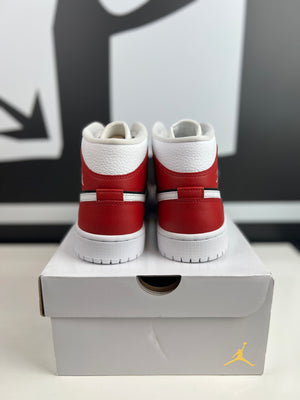 
                  
                    Load image into Gallery viewer, New W Jordan 1 Mid Gym Red Black Sz 7.5W/6Y
                  
                