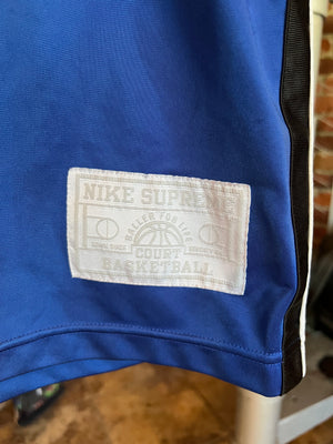 
                  
                    Load image into Gallery viewer, Vintage 90’s Y2K Nike Supreme Court Basketball Jersey Blue Size M
                  
                