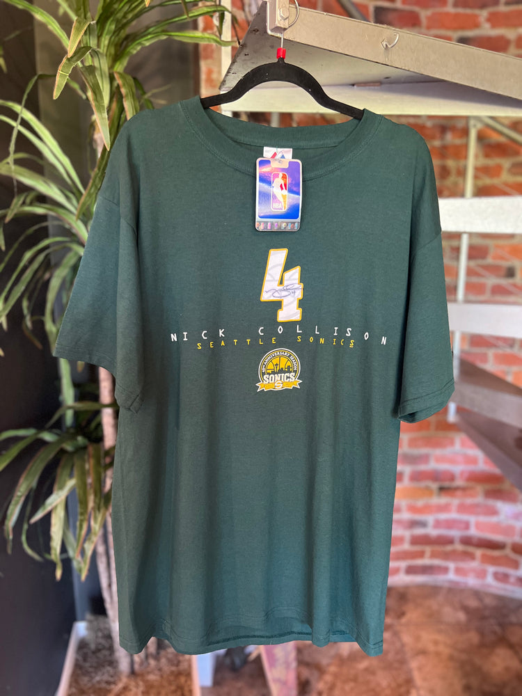 Vintage 2007 Majestic Seattle Sonics Nick Collison Signed Tee Sz L NWT