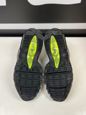 
                  
                    Load image into Gallery viewer, (P.O) Nike NDSTRKT Air Max 95 Neon Sz 8M
                  
                