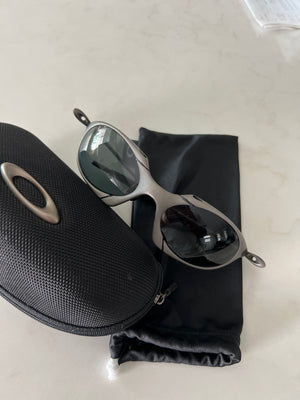 
                  
                    Load image into Gallery viewer, Oakley Romeo 1 X Metal Finish Sunglasses
                  
                