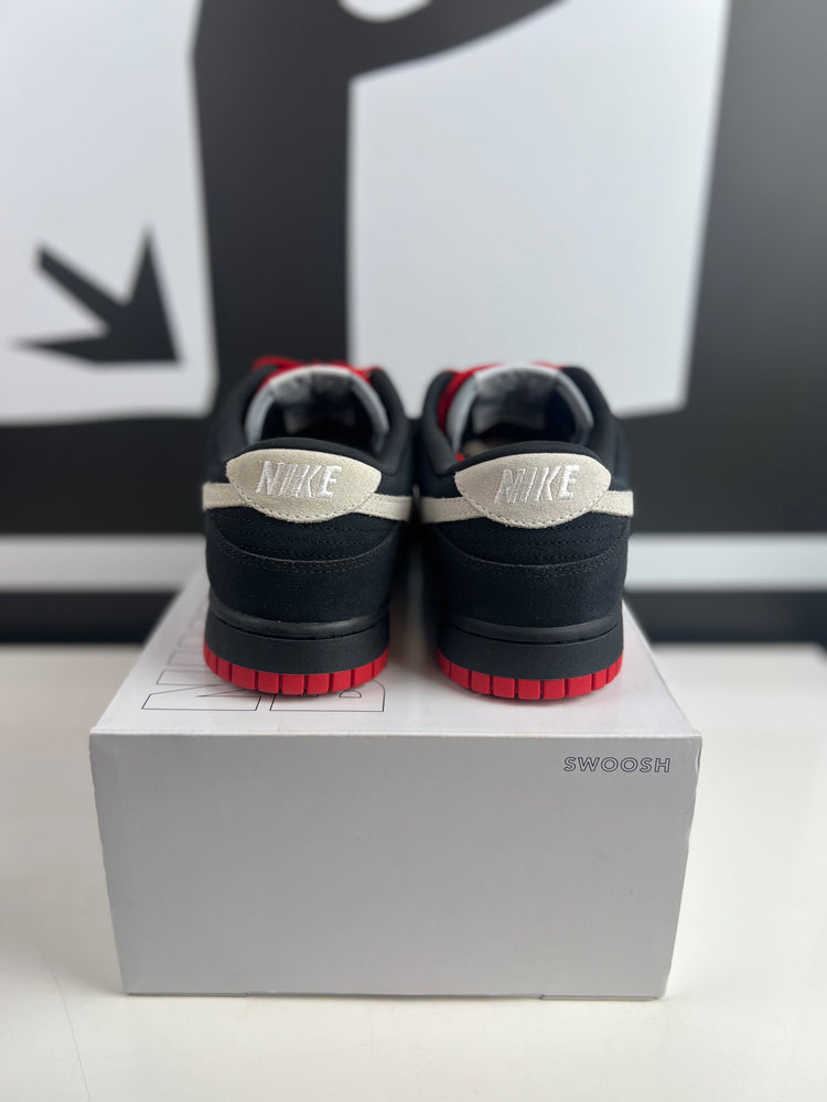 
                  
                    Load image into Gallery viewer, (DS) Nike Dunk Low By You “Pigeon” Sz 8.5M/10W
                  
                