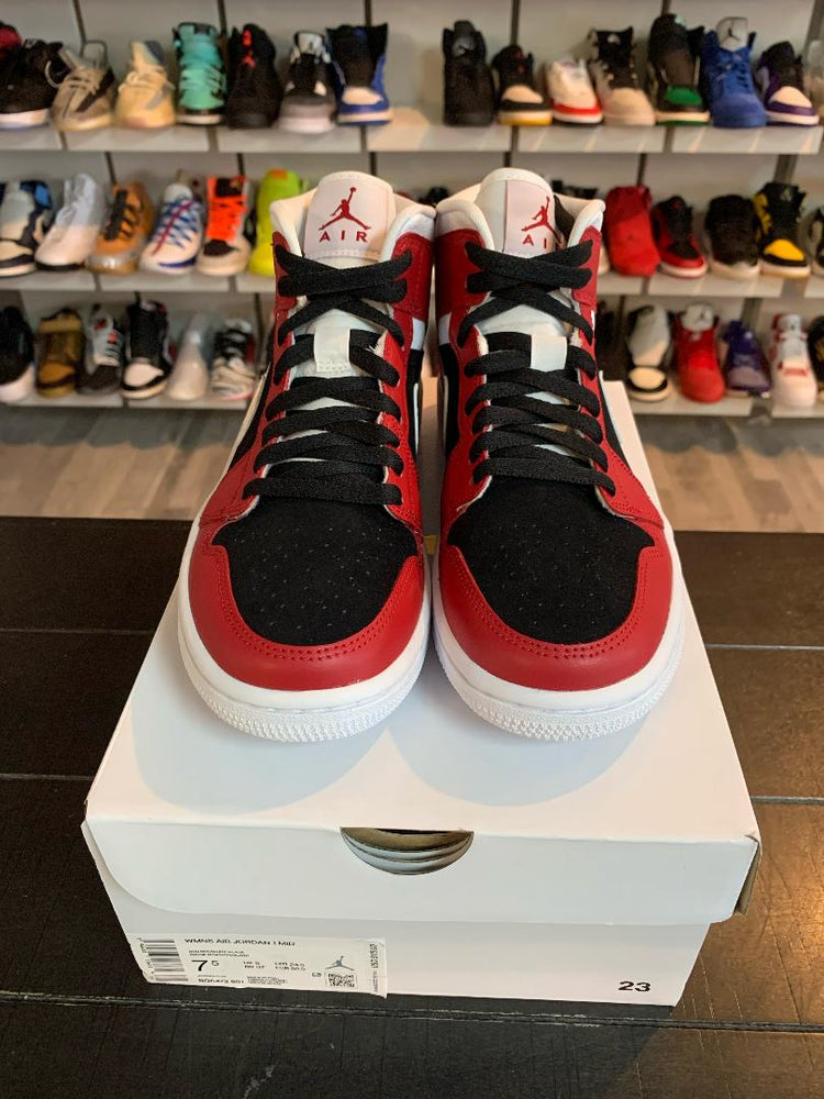 
                  
                    Load image into Gallery viewer, Jordan 1 Mid Gym Red Black 7.5W
                  
                
