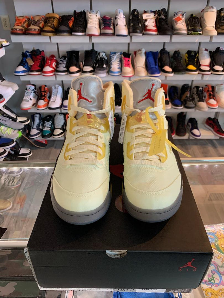 
                  
                    Load image into Gallery viewer, Jordan 5 Off-White Sail 12M
                  
                